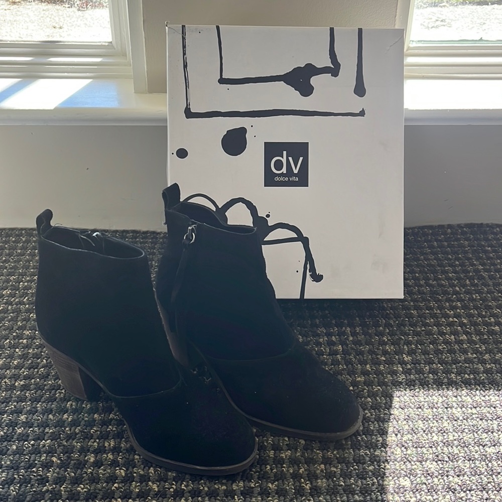 Dolce Vita bootie sued black
